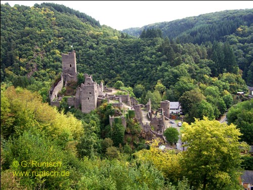 Foto: Burganlage bei Daun